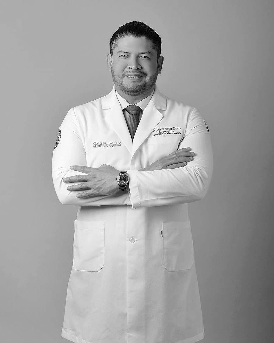 Retrato del Dr. Jorge Rosales, urólogo